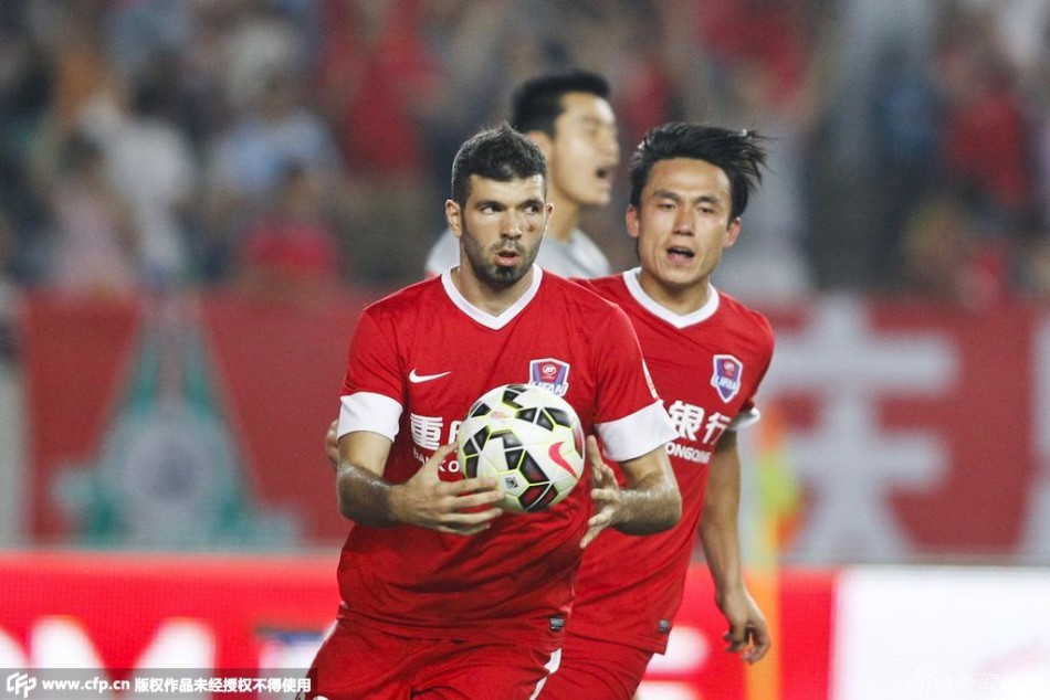 包含宗震领衔重庆力帆不敌河南建业，形势严峻的词条