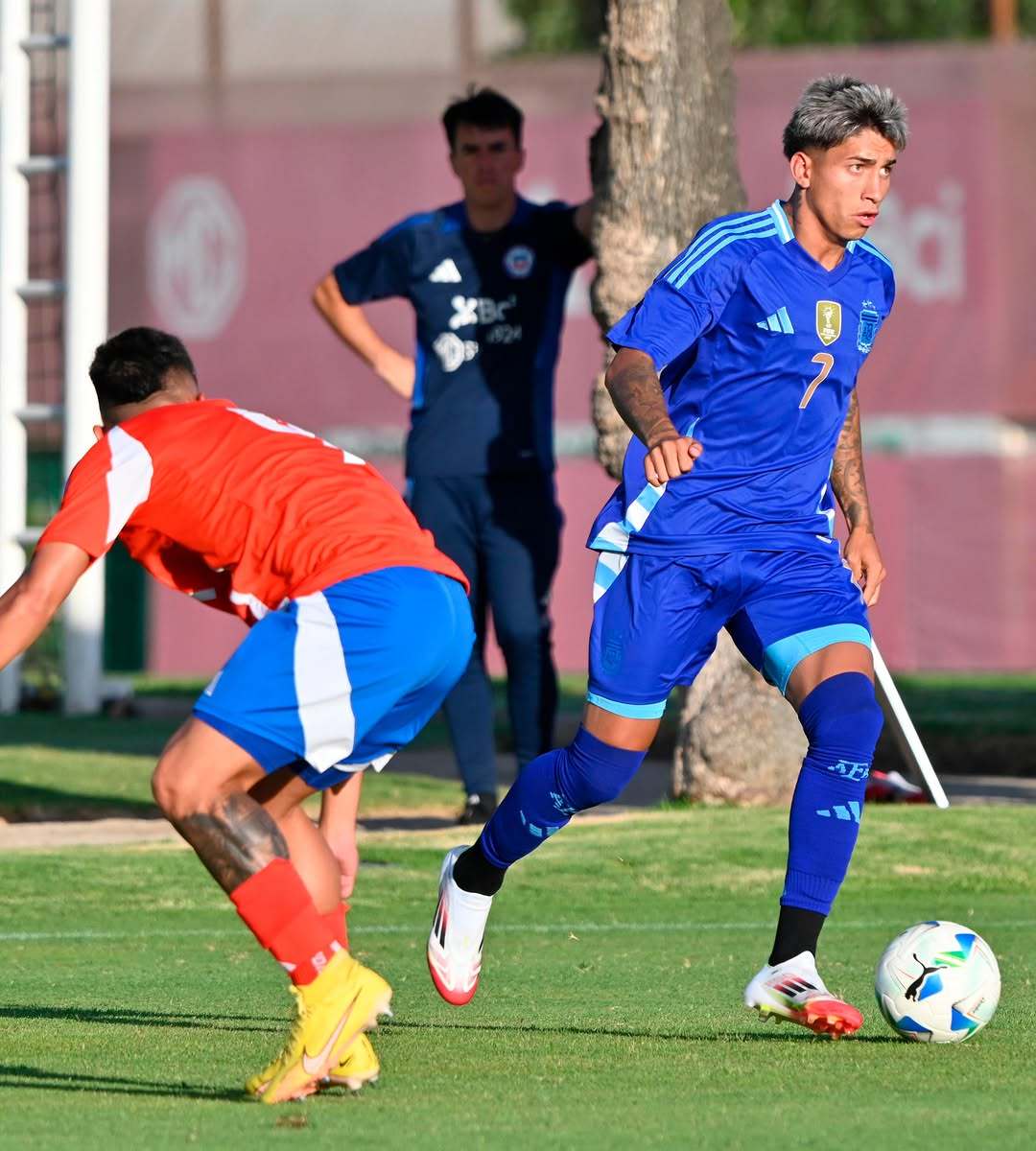 爱游戏投注-阿根廷男子篮球队成功击败对手