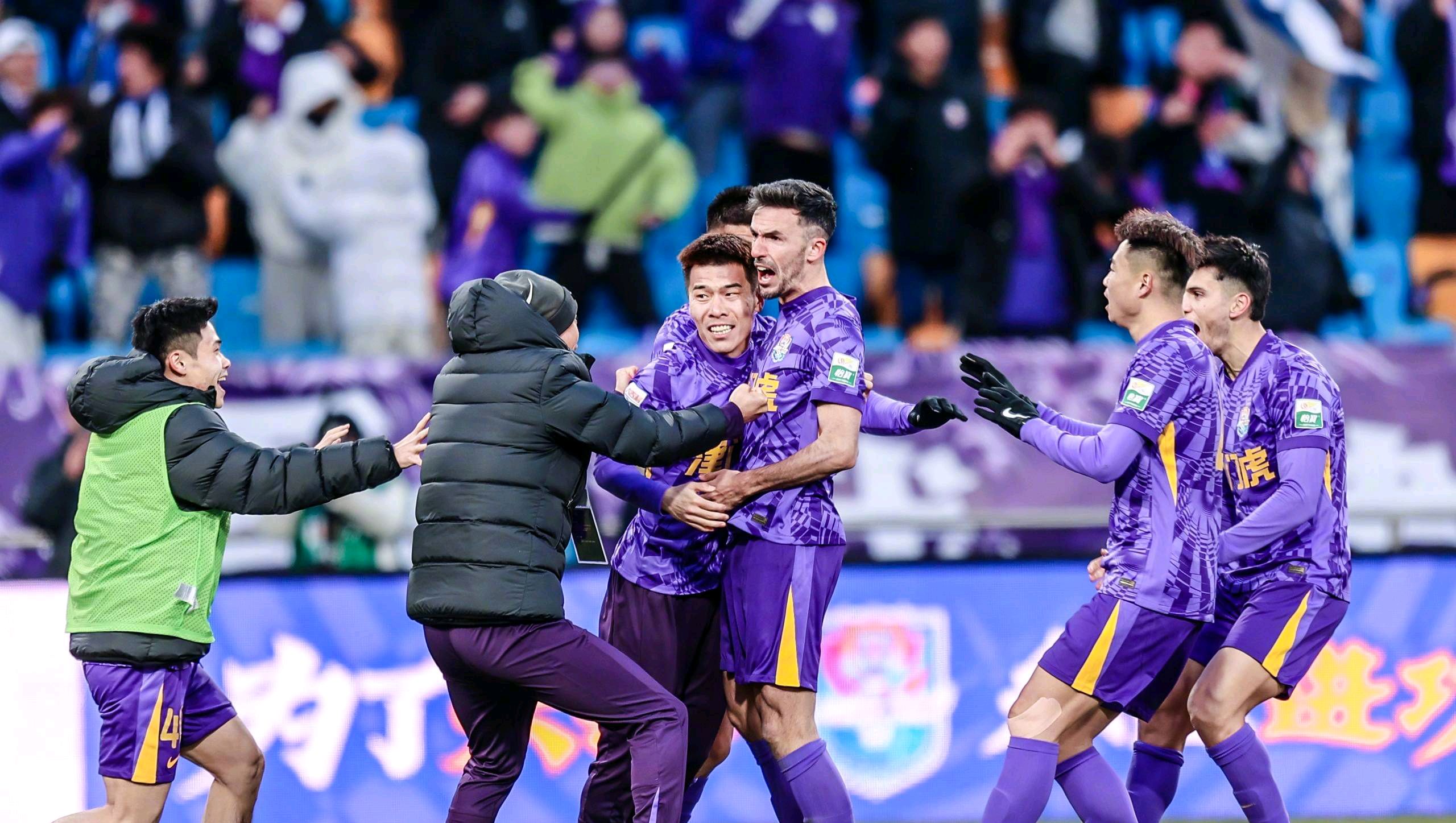 深圳队成为本场最大亮点，中超瞬间破防，破门的简单介绍