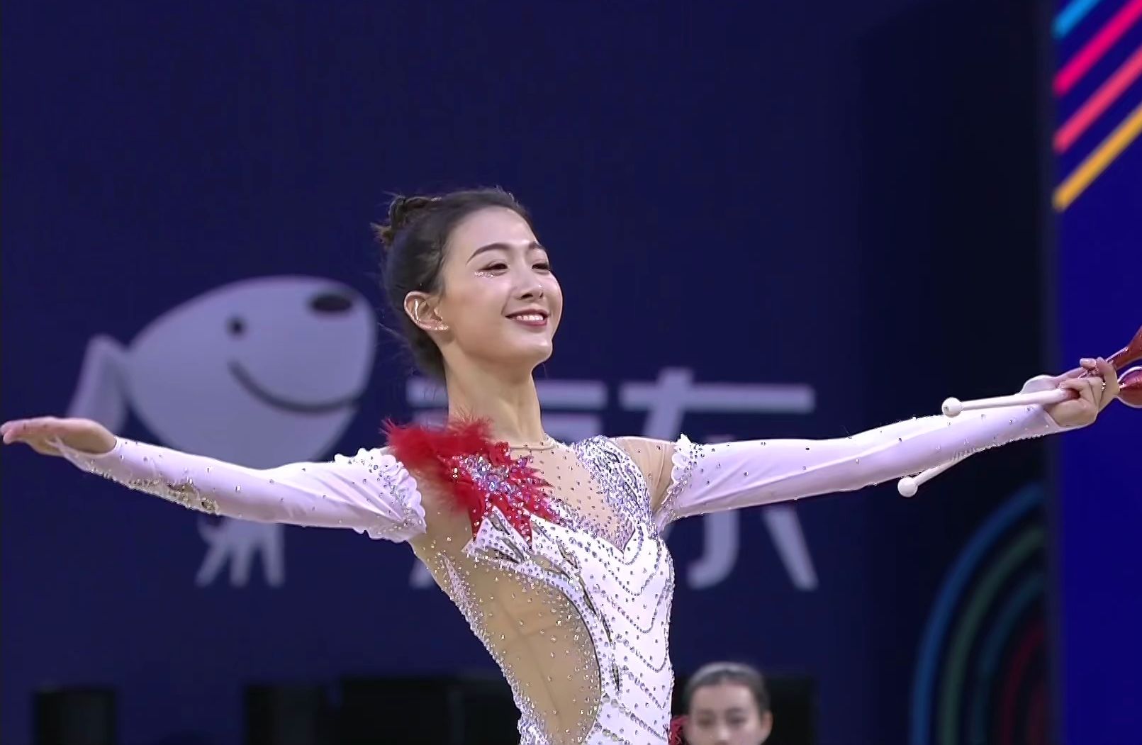 关于体操比赛新星崛起,轰动一时受人瞩目的信息 关于体操比赛新星崛起,轰动一时受人瞩目的信息