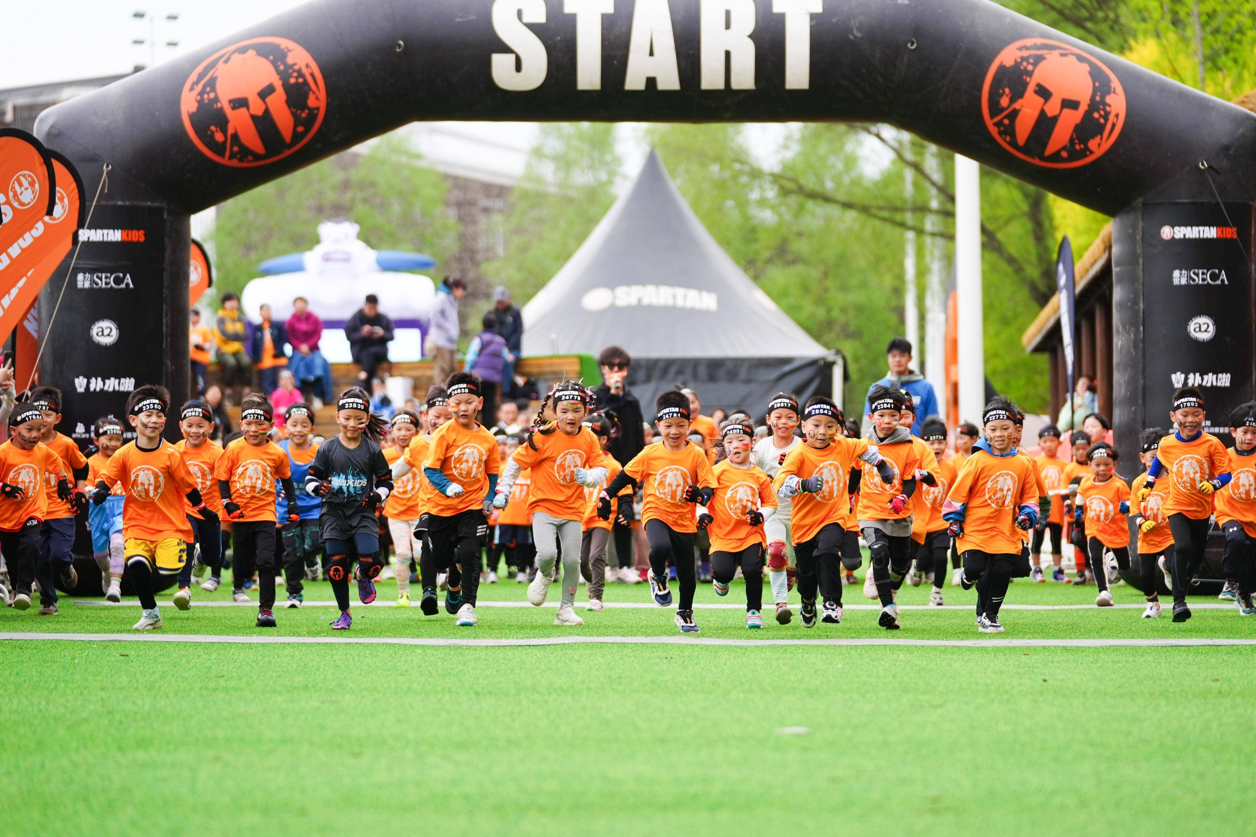 爱游戏在线登录-关于勇士再度挑战夺冠，士气高昂的信息