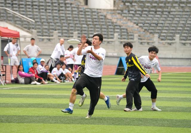 爱游戏网页版-关于强队对阵劲旅，激烈角逐录入史册的信息