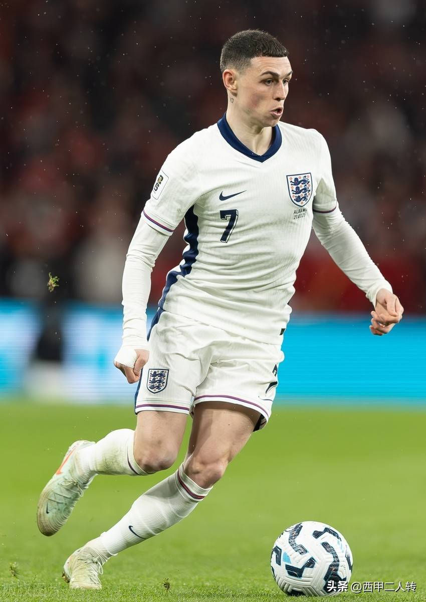 爱游戏app下载地址-英格兰队在欧预赛中遭遇困境