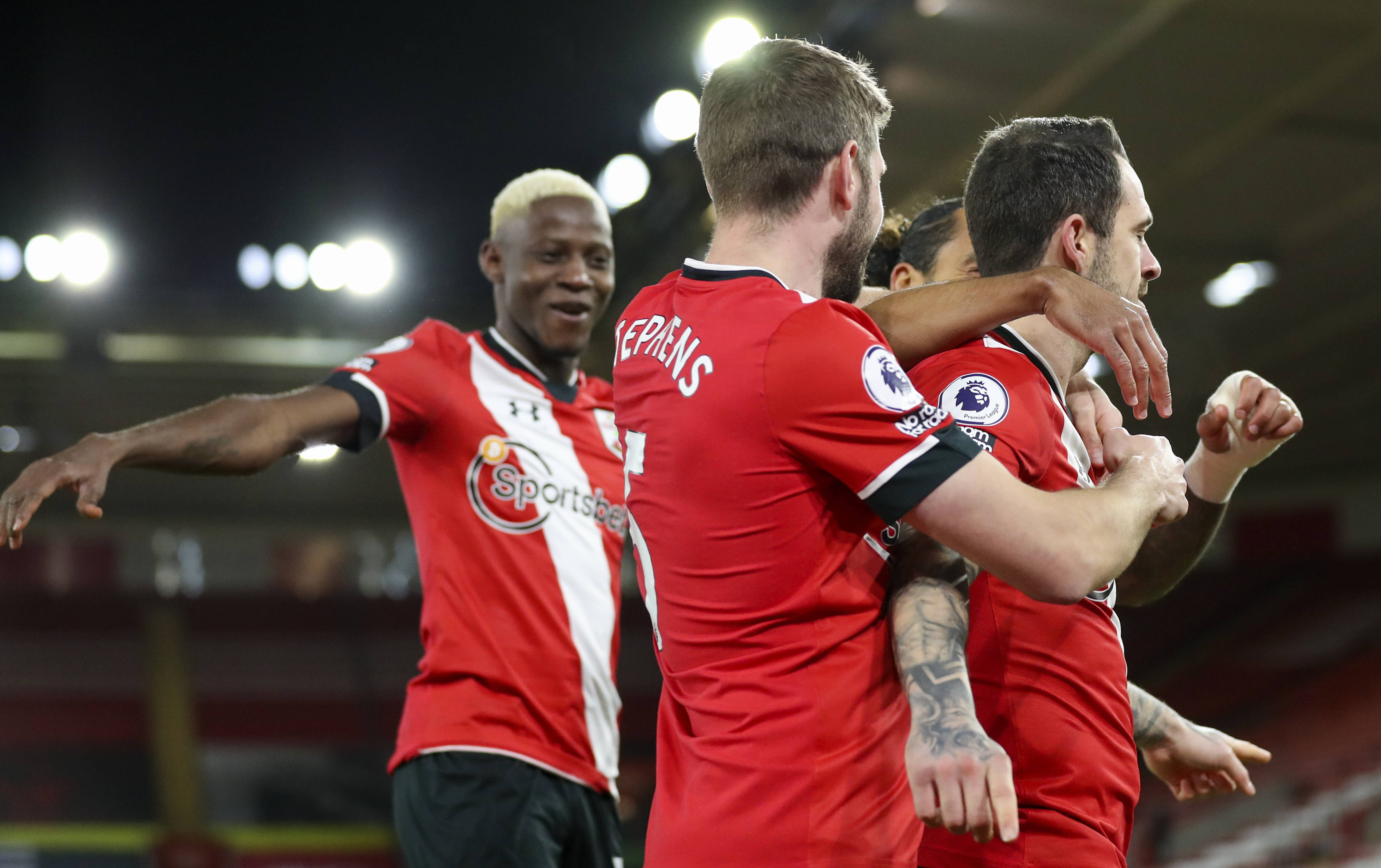 爱游戏培训-布莱顿城VS普雷斯顿，这场交锋对手拼了