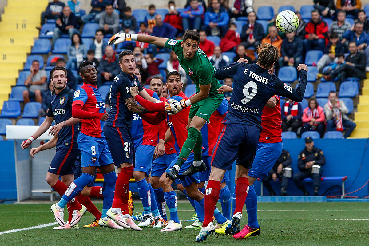 佛罗伦萨后防线失守,客队逆袭取胜 佛罗伦萨后防线失守,客队逆袭取胜