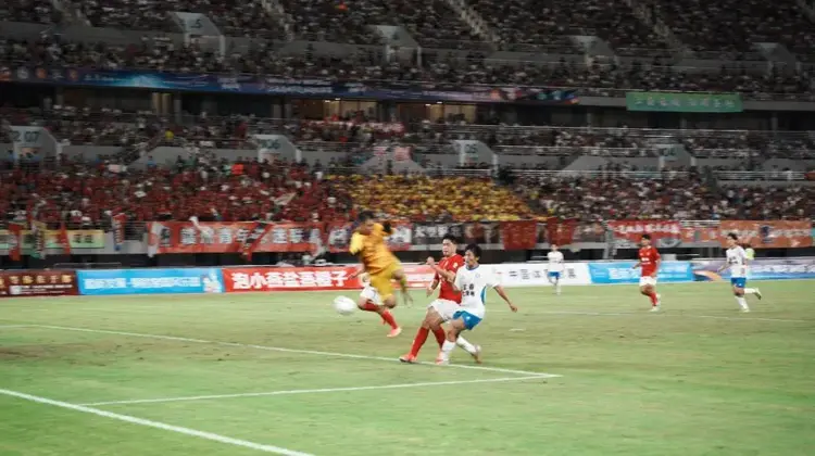 柏林赫塔客场战平门兴格拉德巴赫,未获取胜 柏林赫塔客场战平门兴格拉德巴赫,未获取胜