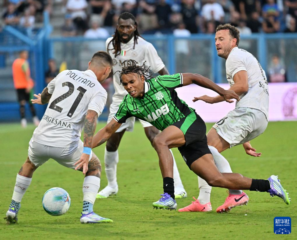 萨索洛客场大胜,让对手望尘莫及的简单介绍 萨索洛客场大胜,让对手望尘莫及的简单介绍