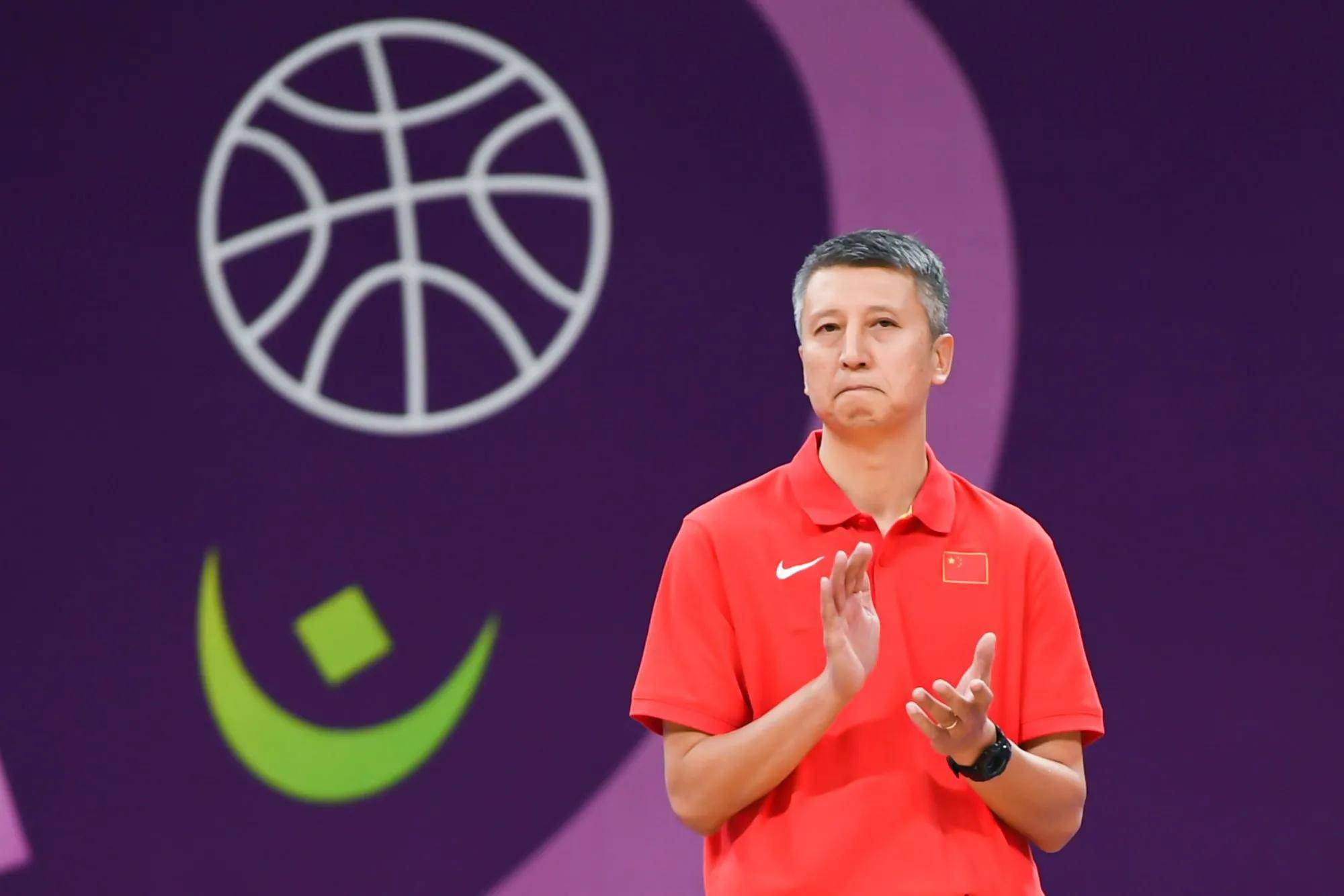 关于主场优势让球队在比赛中占据绝对优势的信息 关于主场优势让球队在比赛中占据绝对优势的信息