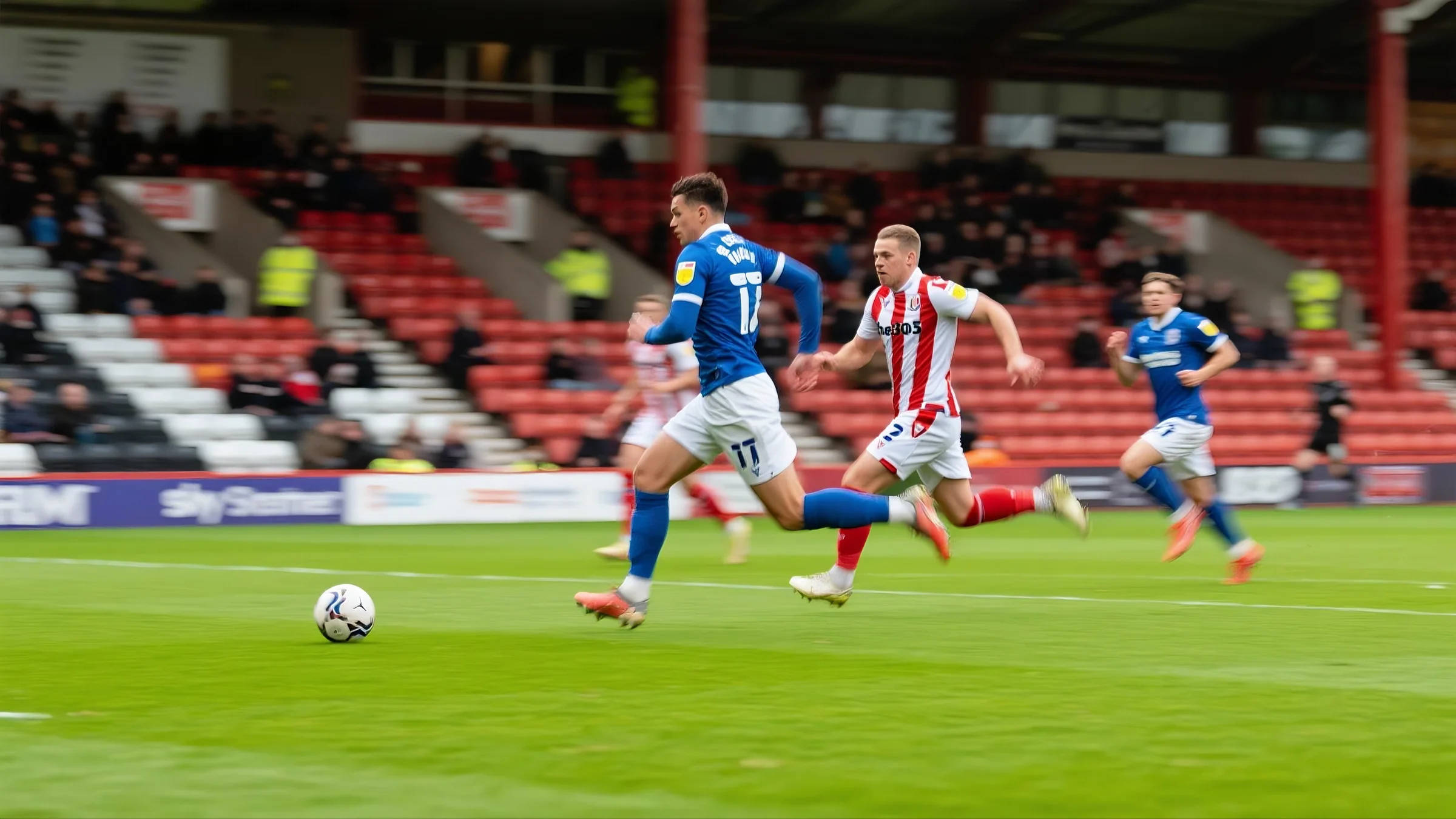 爱游戏培训-包含主场之利无法决定胜负欧预赛比赛火爆展开的词条