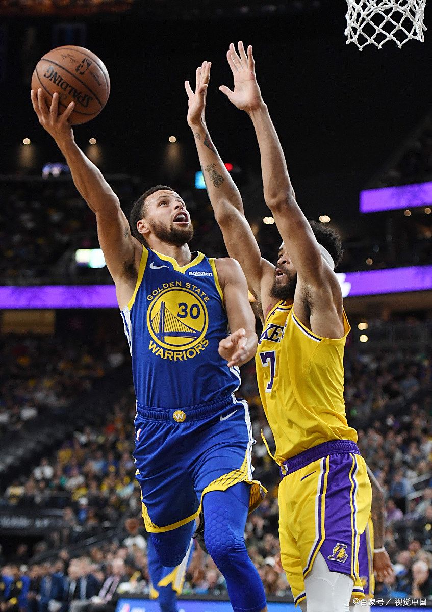 爱游戏入口-勇士全队爆发，轻松击败鹈鹕取得胜利