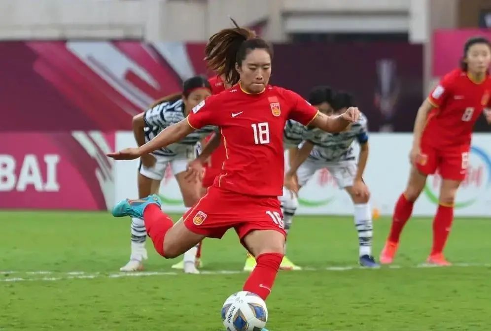 包含亚洲女足赛场上,中国队员尽显风采的词条 包含亚洲女足赛场上,中国队员尽显风采的词条